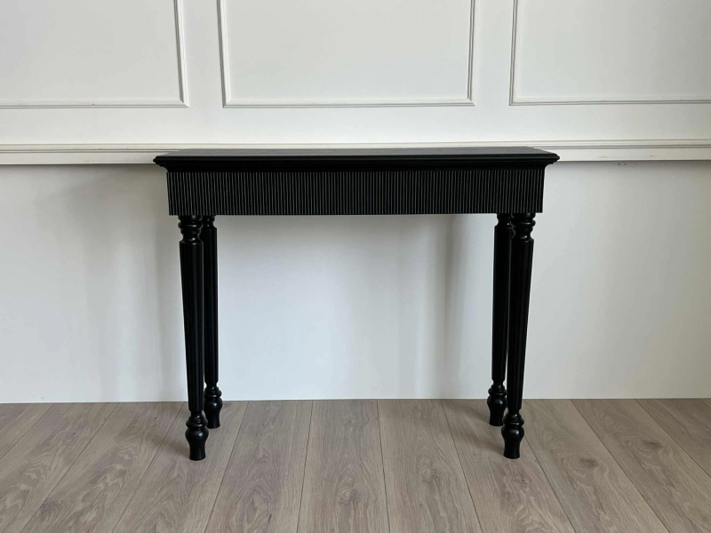 consoole_table_sote.JPG