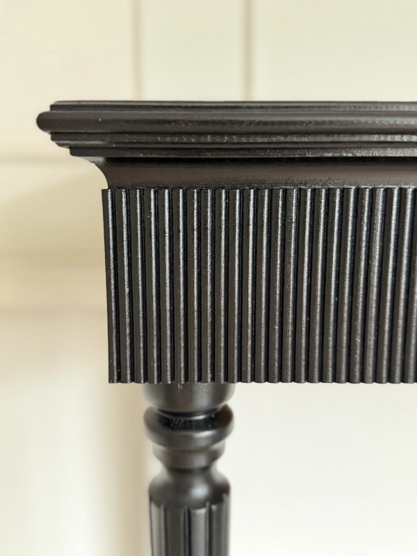 left_detail_focused_shot.jpg
