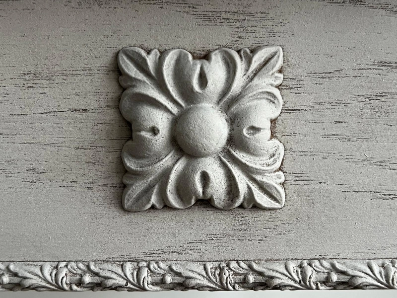 decor.JPG