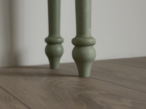 leg_detail.jpg